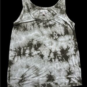 Knox Rose forest green and white boho Tie-Dye Tank Top
